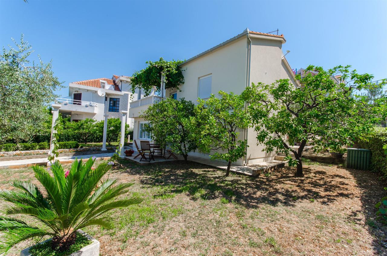 Apartments Maja Trogir Exterior foto