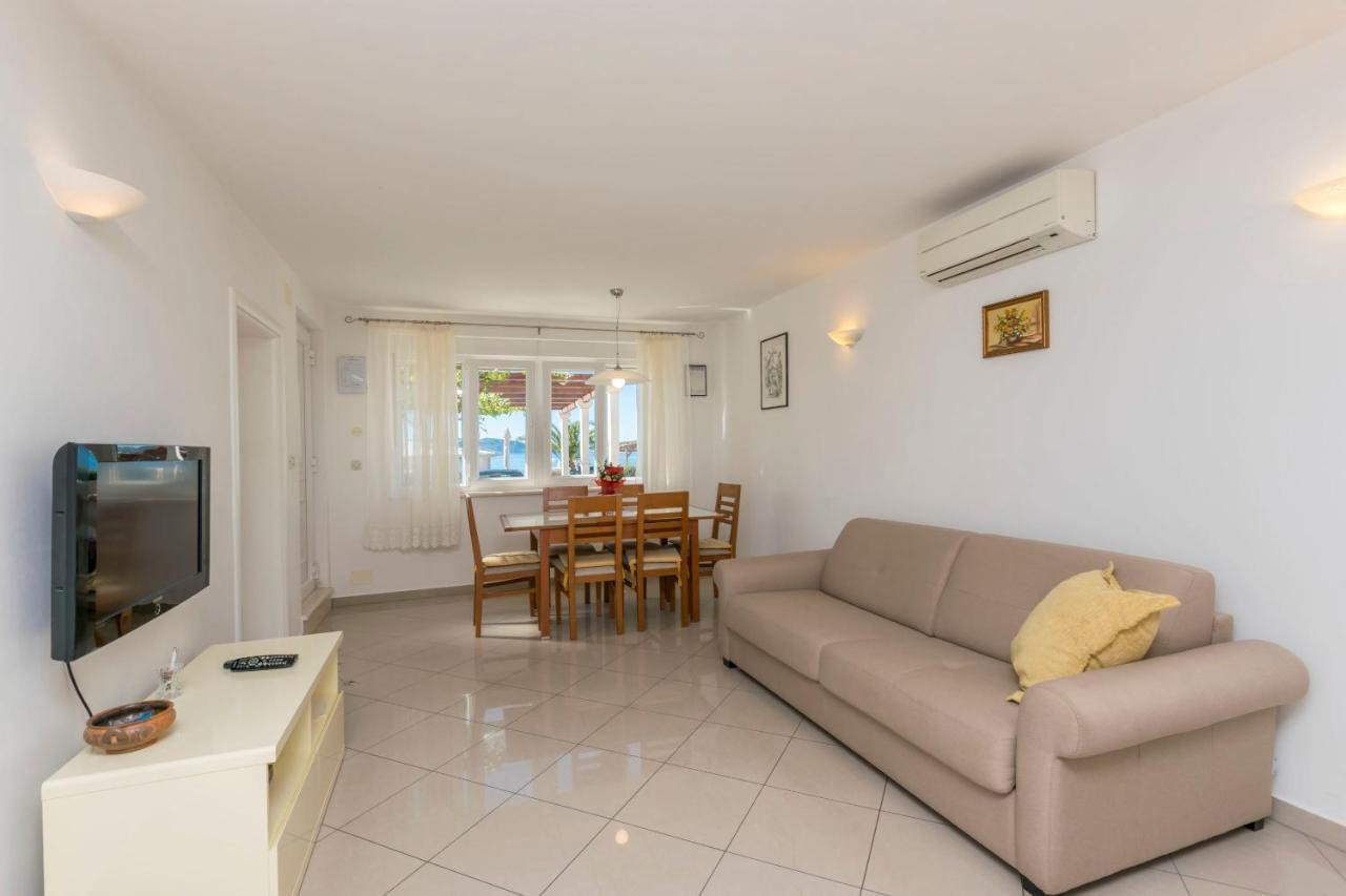 Apartments Maja Trogir Exterior foto